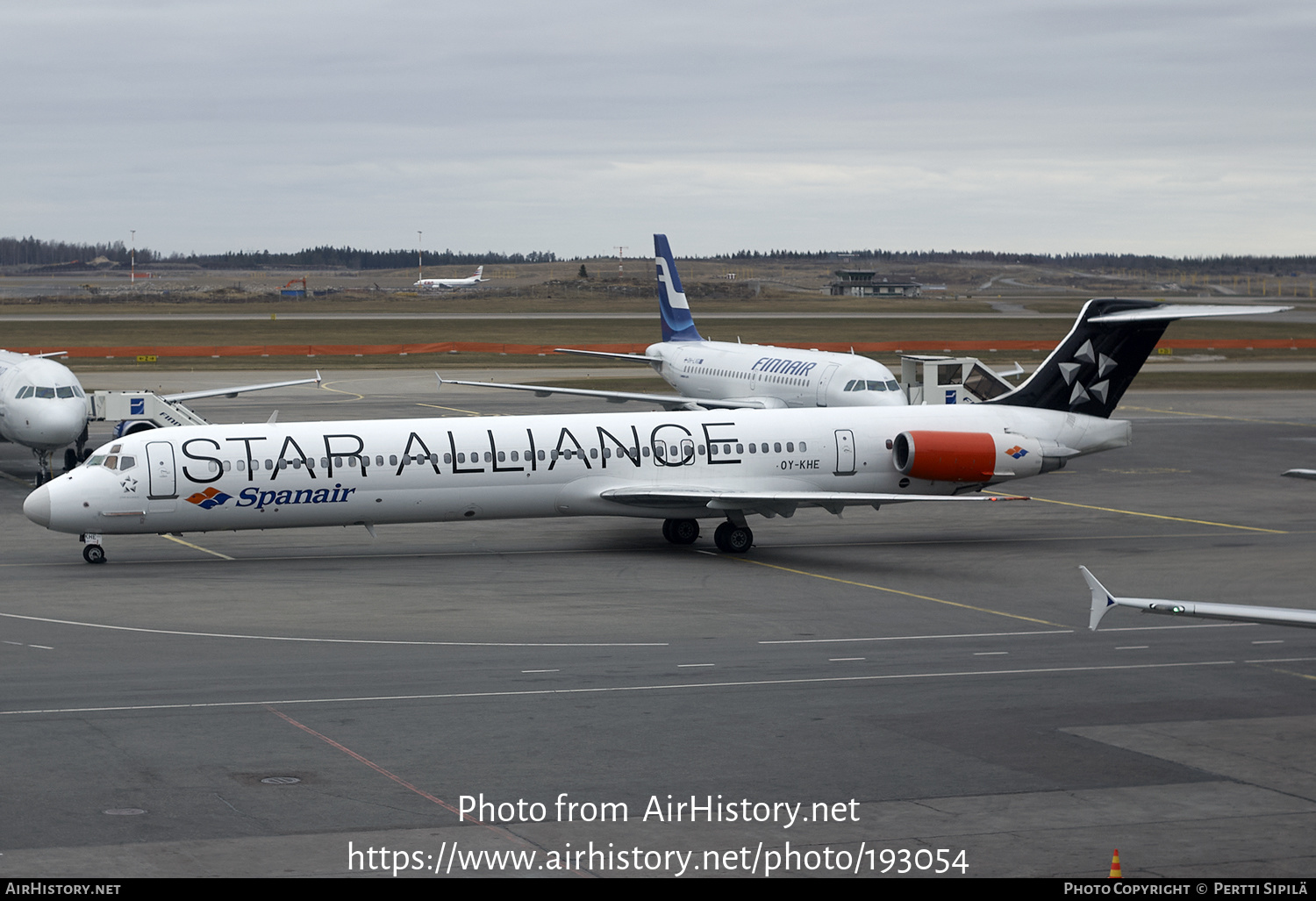 Aircraft Photo of OY-KHE | McDonnell Douglas MD-82 (DC-9-82) | Spanair | AirHistory.net #193054