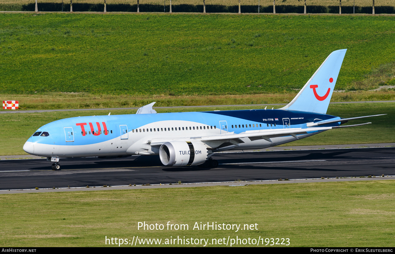 Aircraft Photo of PH-TFM | Boeing 787-8 Dreamliner | TUI | AirHistory.net #193223