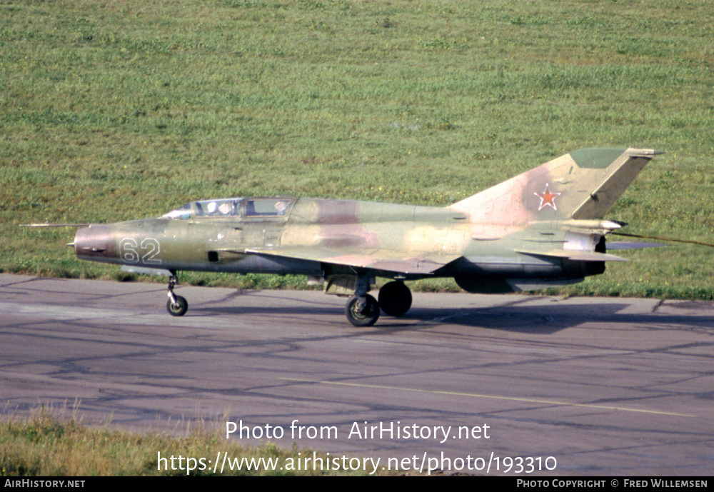 Aircraft Photo of 62 | Mikoyan-Gurevich MiG-21UM | Russia - Air Force | AirHistory.net #193310