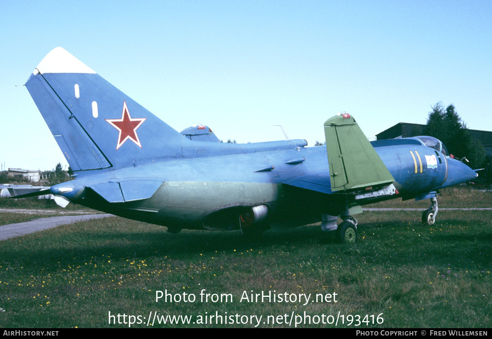 Aircraft Photo of 11 yellow | Yakovlev Yak-38 | Russia - Navy | AirHistory.net #193416