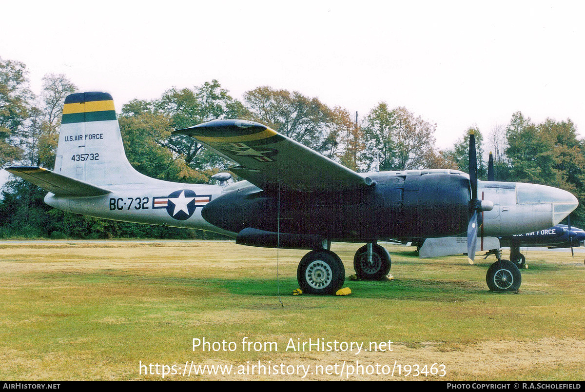 Aircraft Photo of 44-35732 / 435732 | Douglas B-26C Invader | USA - Air Force | AirHistory.net #193463