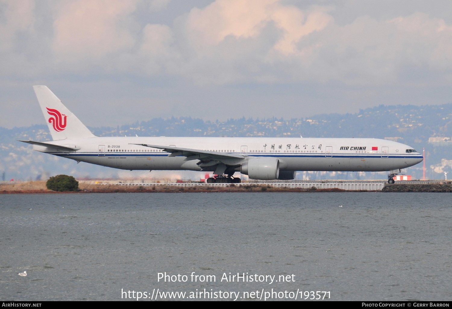 Aircraft Photo of B-2038 | Boeing 777-39L/ER | Air China | AirHistory.net #193571