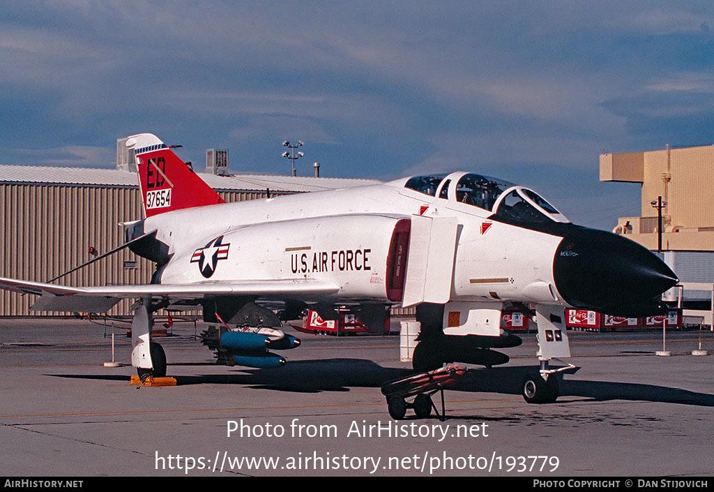 Aircraft Photo of 63-7654 / 37654 | McDonnell NF-4C Phantom II | USA - Air Force | AirHistory.net #193779