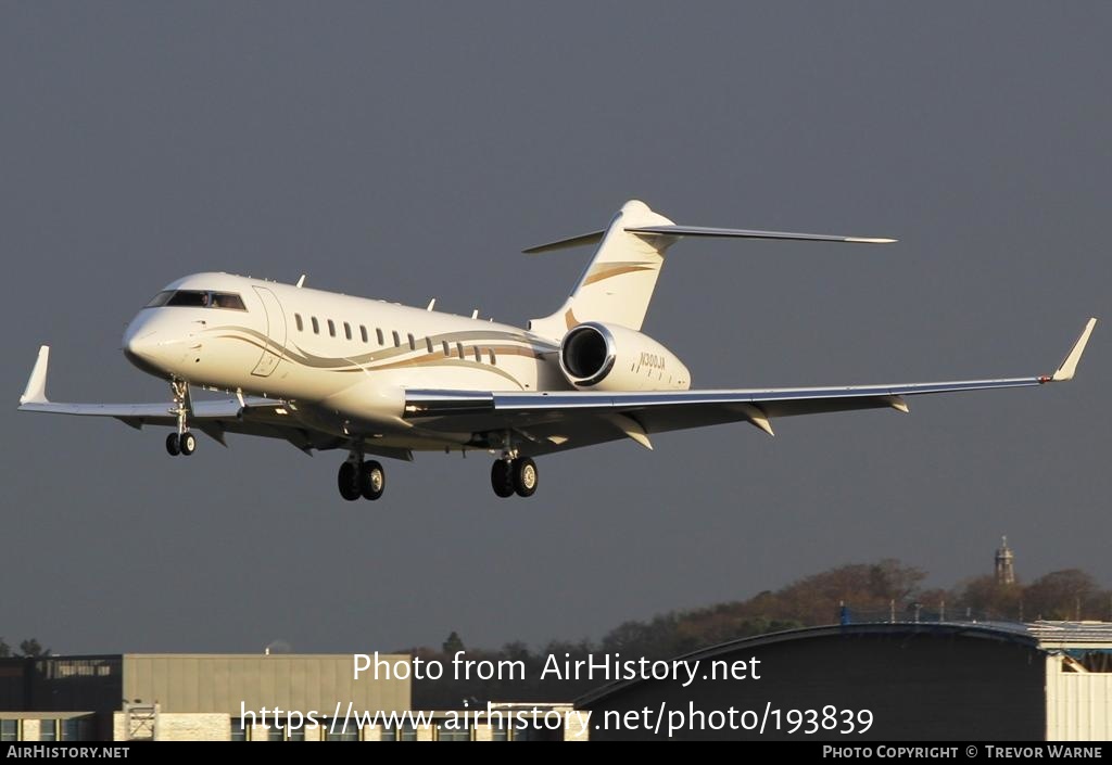 Aircraft Photo of N300JA | Bombardier Global 6000 (BD-700-1A10) | AirHistory.net #193839