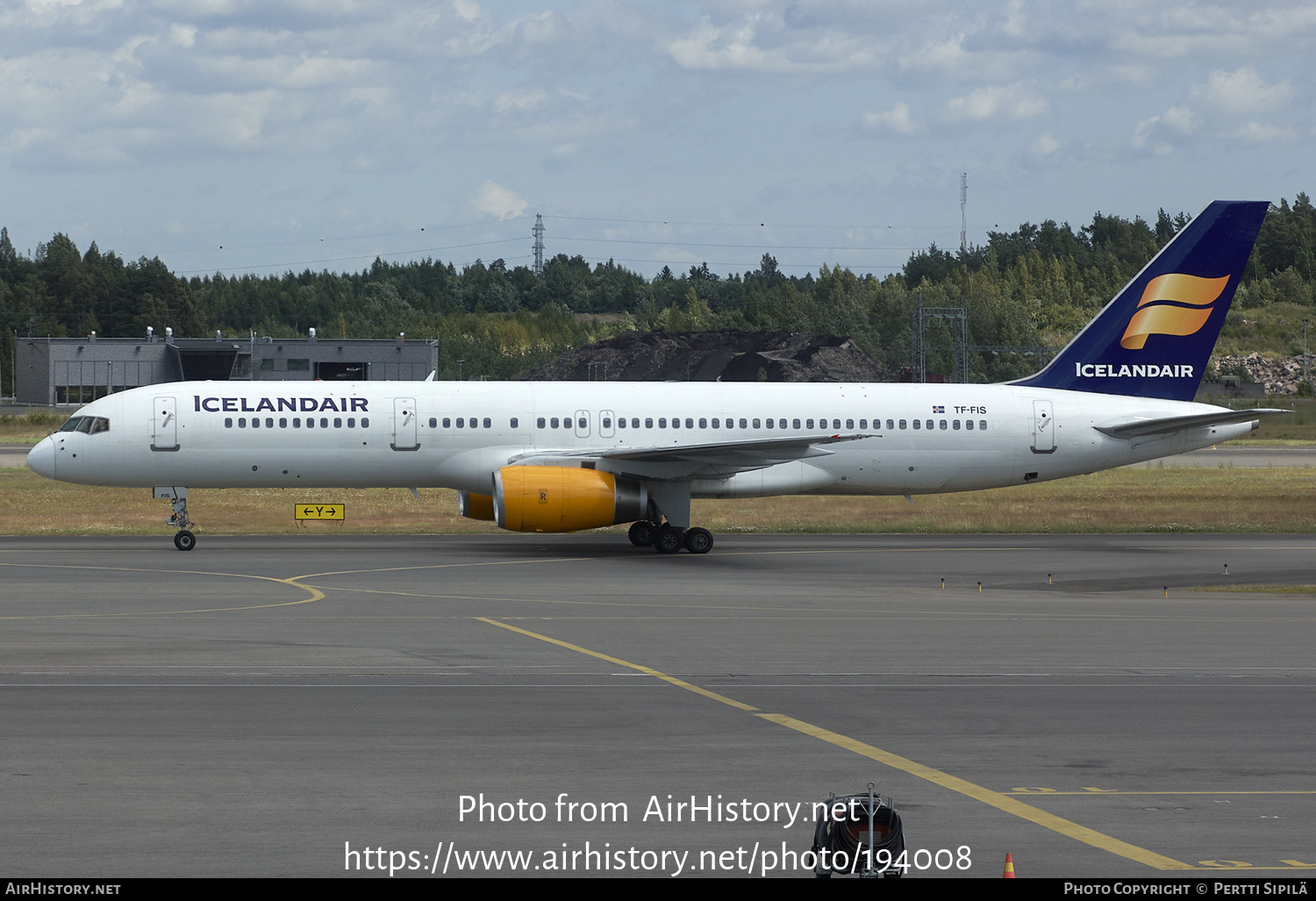 Aircraft Photo of TF-FIS | Boeing 757-256 | Icelandair | AirHistory.net #194008