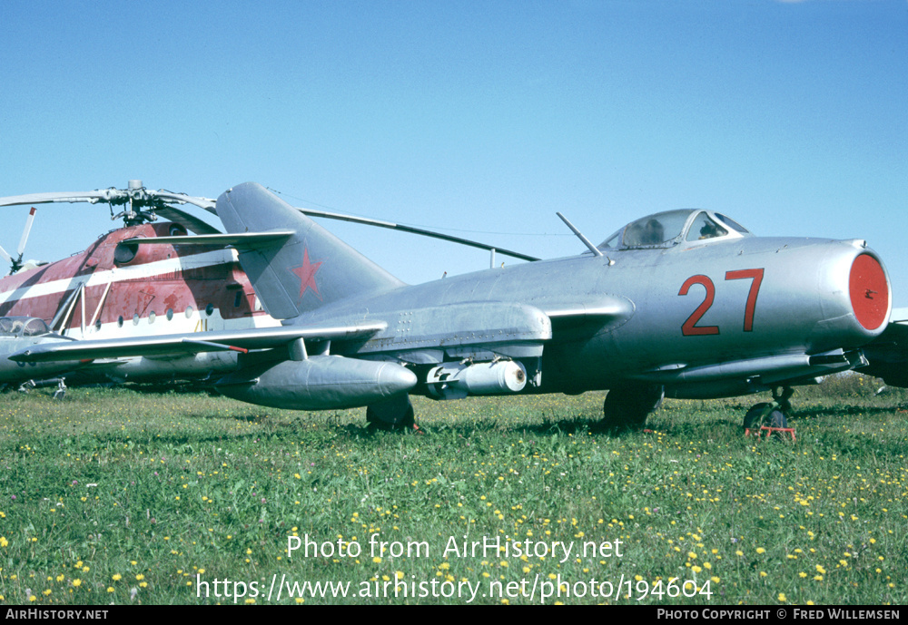 Aircraft Photo of 27 red | Mikoyan-Gurevich MiG-15bisISh | Russia - Air Force | AirHistory.net #194604