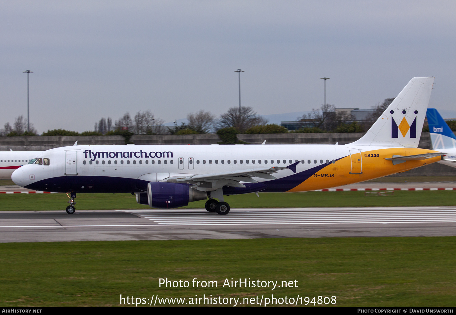 Aircraft Photo of G-MRJK | Airbus A320-214 | Monarch Airlines | AirHistory.net #194808