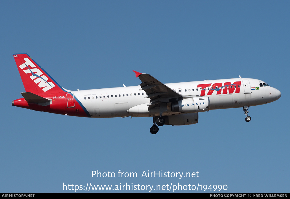 Aircraft Photo of PR-MAK | Airbus A320-232 | TAM Linhas Aéreas | AirHistory.net #194990