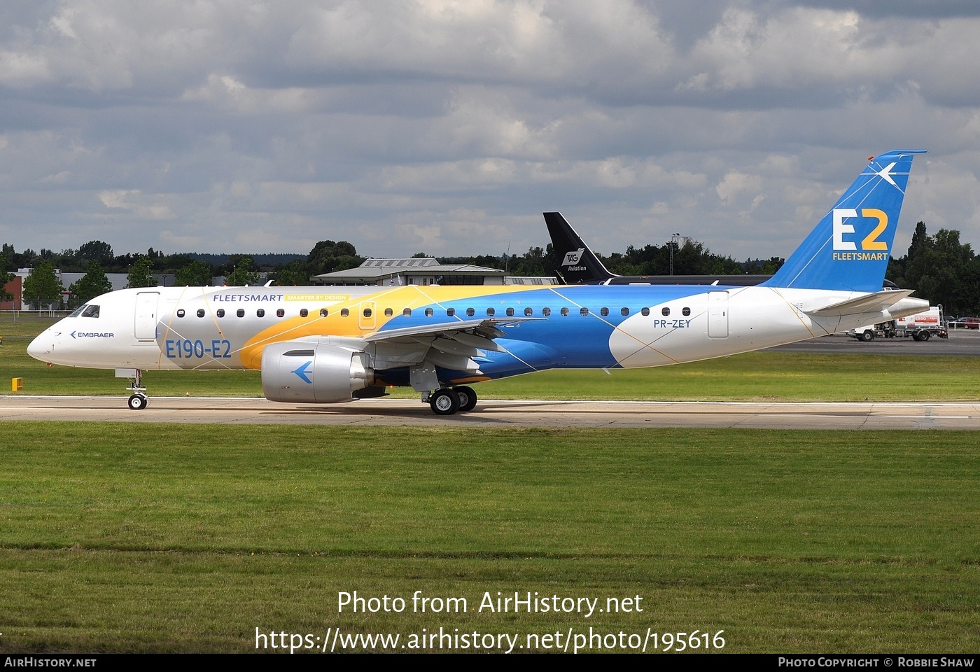 Aircraft Photo of PR-ZEY | Embraer 190-E2 (ERJ-190-300) | Embraer | AirHistory.net #195616