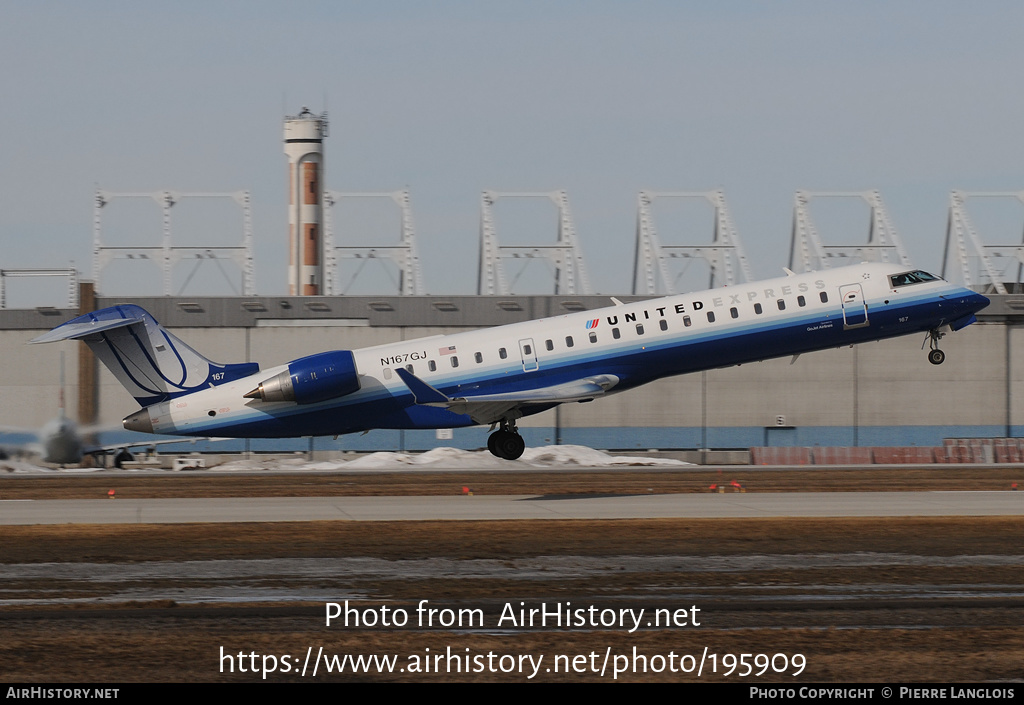 Aircraft Photo of N167GJ | Bombardier CRJ-701ER (CL-600-2C10) | United Express | AirHistory.net #195909