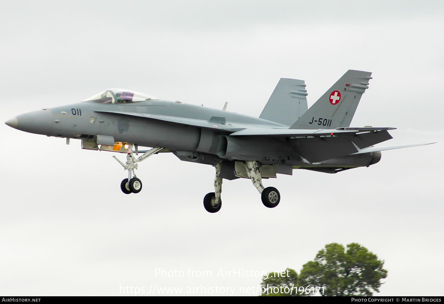 Aircraft Photo of J-5011 | McDonnell Douglas F/A-18C Hornet | Switzerland - Air Force | AirHistory.net #196171