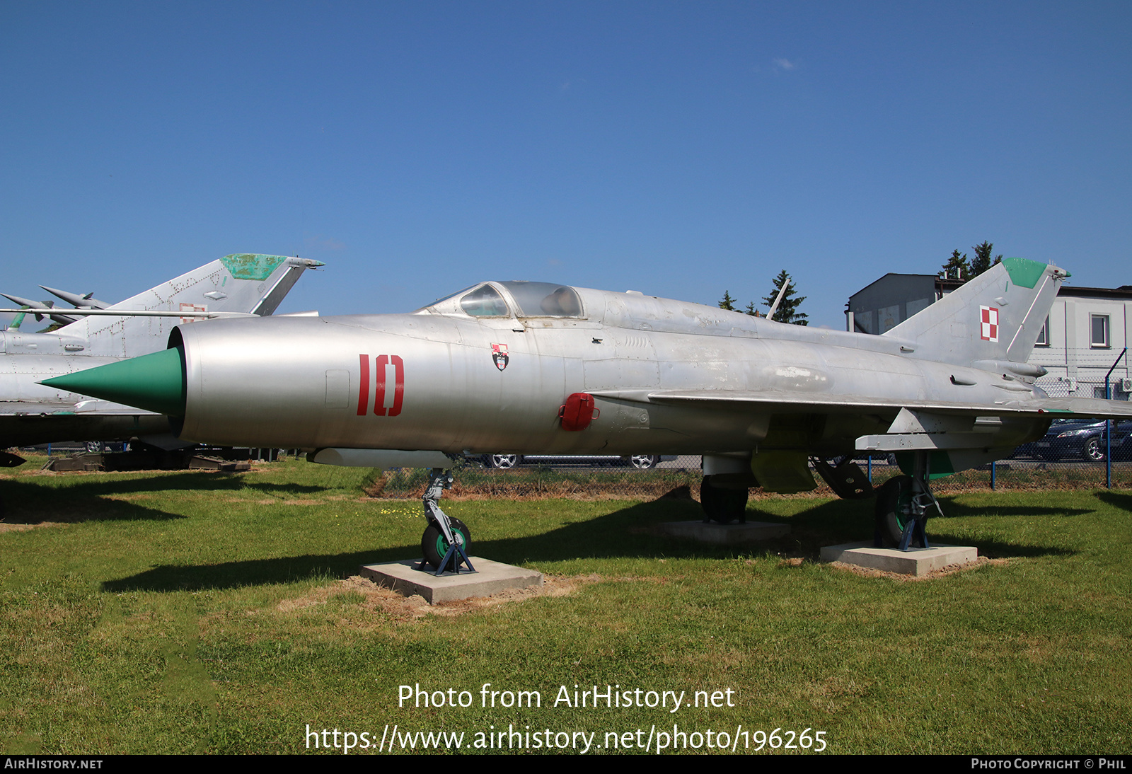 Aircraft Photo of 10 | Mikoyan-Gurevich MiG-21PFM | Poland - Air Force | AirHistory.net #196265