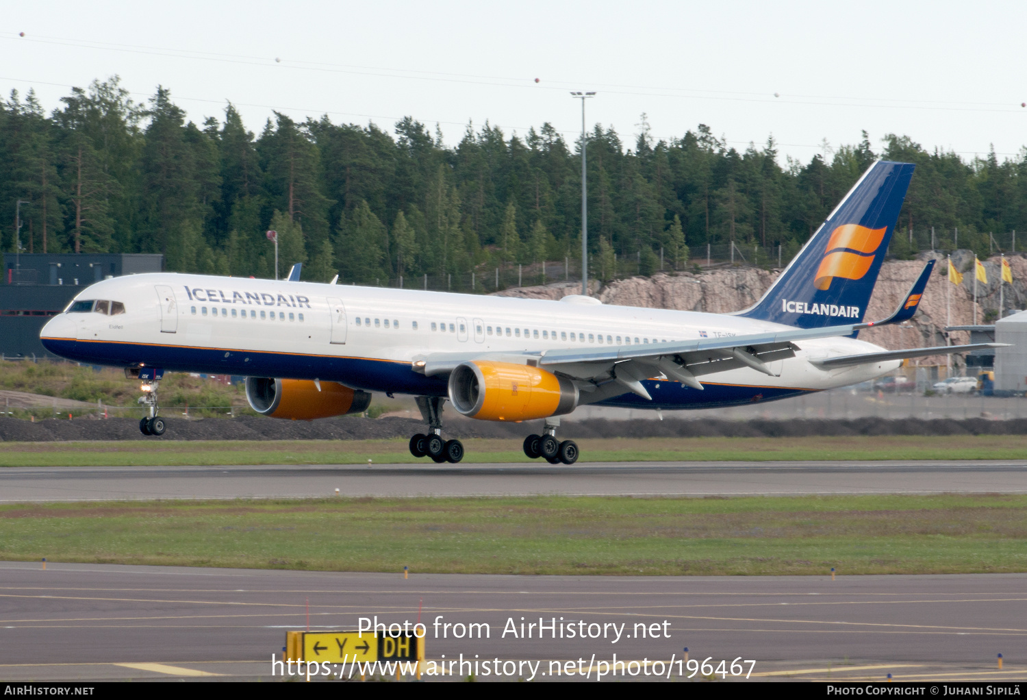 Aircraft Photo of TF-ISK | Boeing 757-223 | Icelandair | AirHistory.net #196467