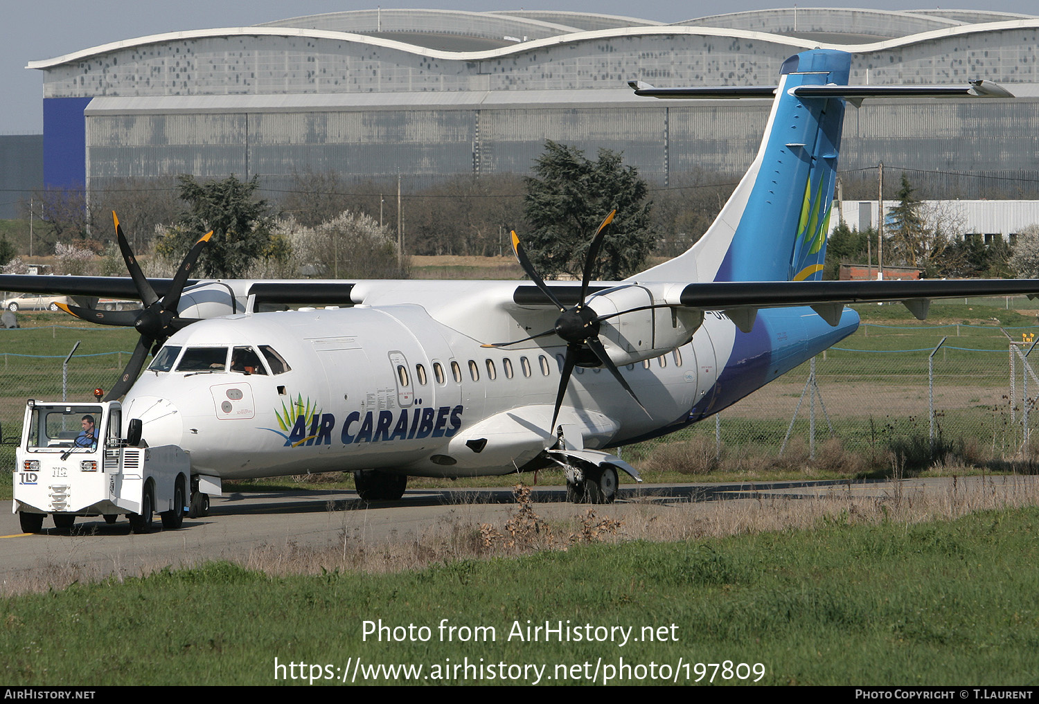 Aircraft Photo of F-OHQV | ATR ATR-42-500 | Air Caraïbes | AirHistory.net #197809