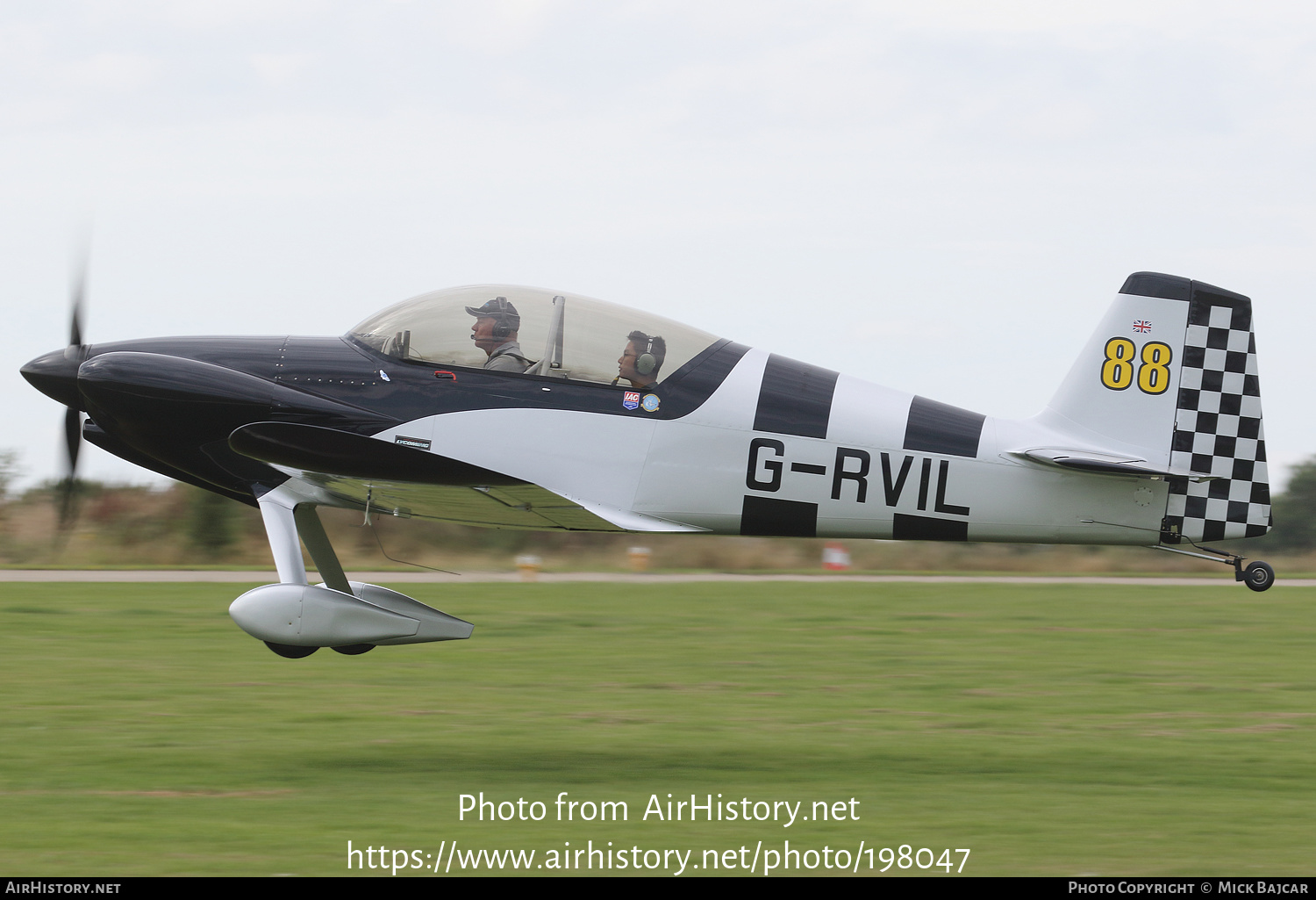 Aircraft Photo of G-RVIL | Van's RV-4 | AirHistory.net #198047