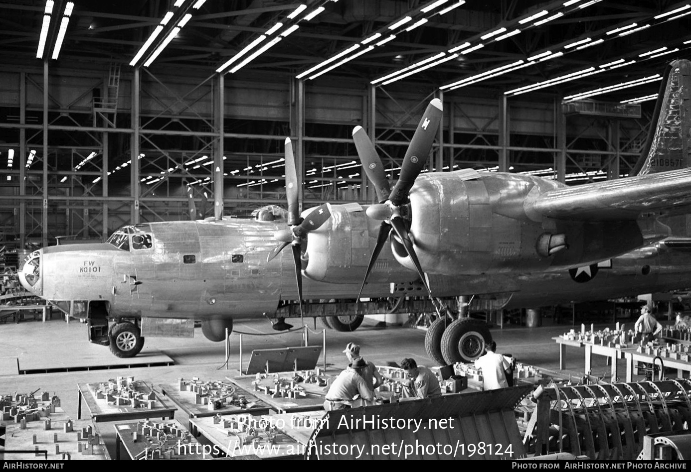 Aircraft Photo Of 42-108571 / 2108571 | Consolidated B-32 Dominator ...