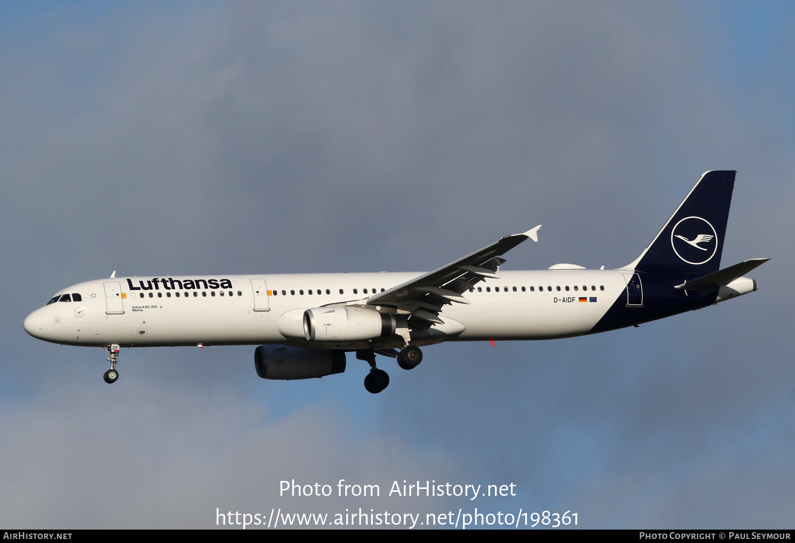 Aircraft Photo of D-AIDF | Airbus A321-231 | Lufthansa | AirHistory.net #198361