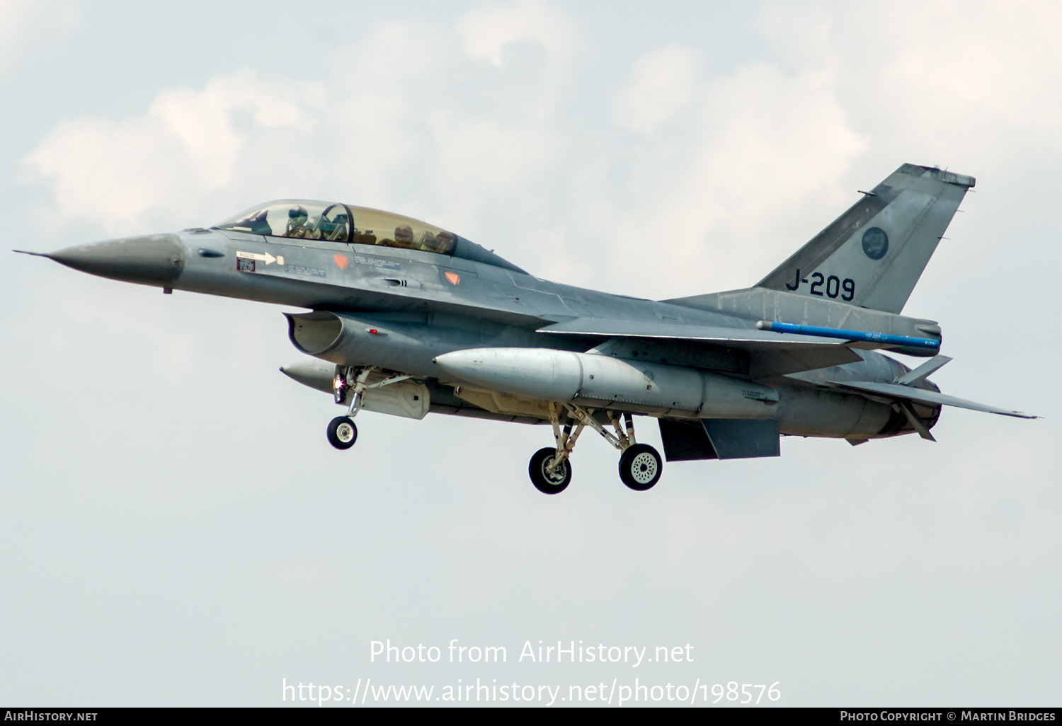 Aircraft Photo of J-209 | General Dynamics F-16B Fighting Falcon | Netherlands - Air Force | AirHistory.net #198576