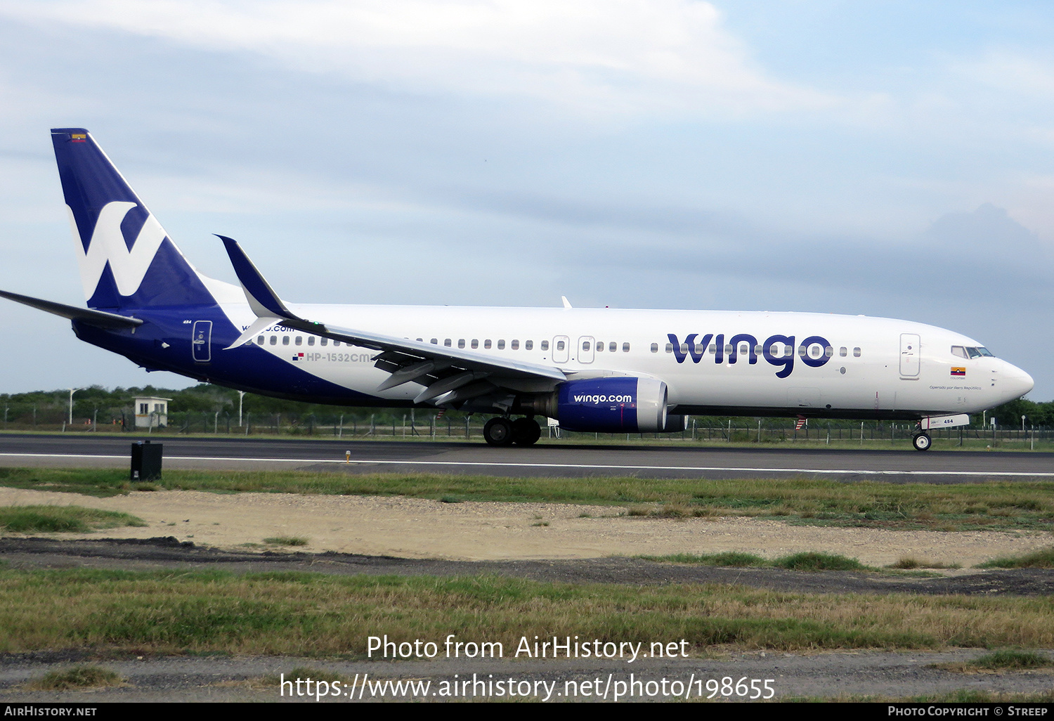 Aircraft Photo of HP-1532CMP | Boeing 737-8V3 | Wingo | AirHistory.net #198655