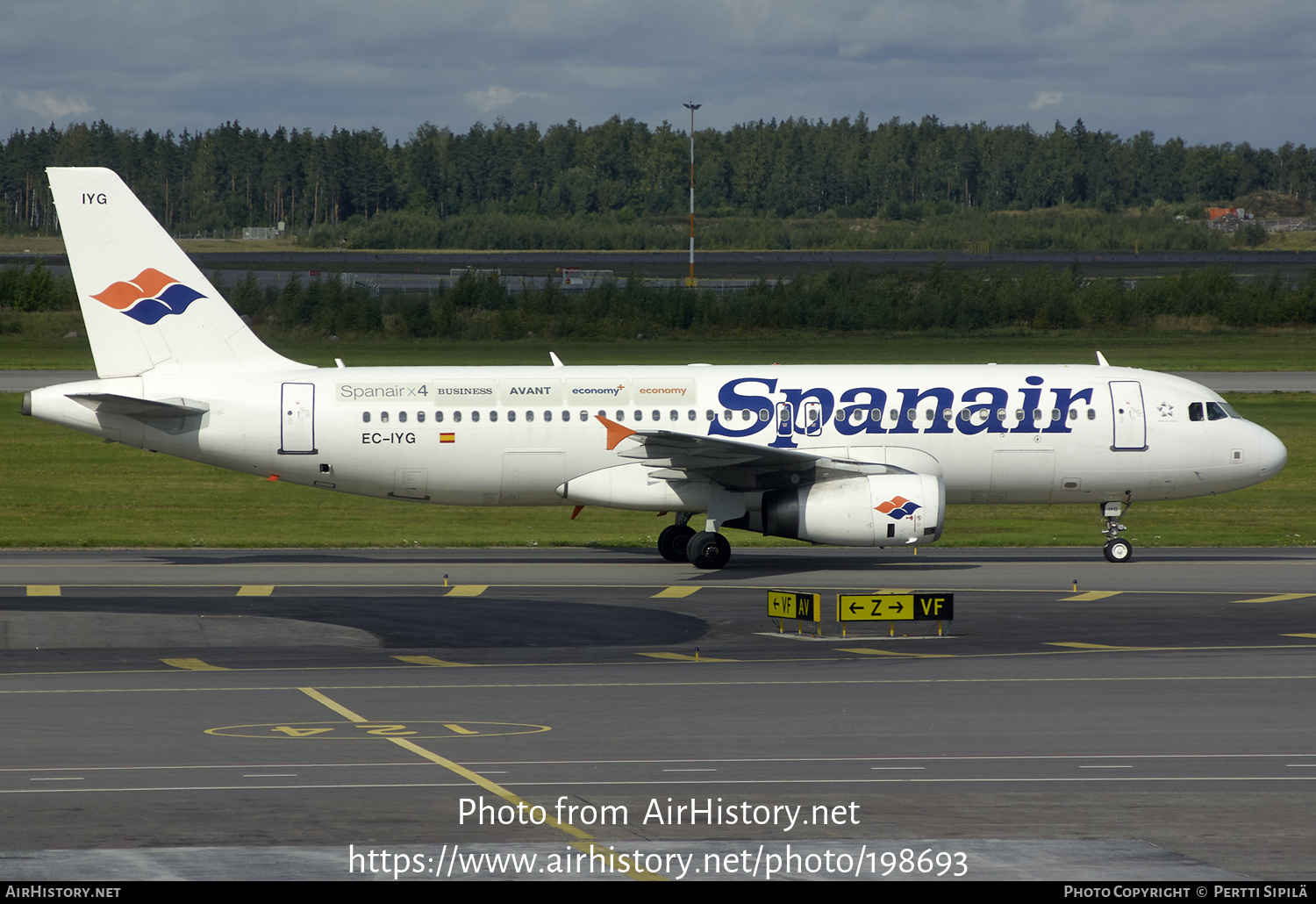 Aircraft Photo of EC-IYG | Airbus A320-232 | Spanair | AirHistory.net #198693