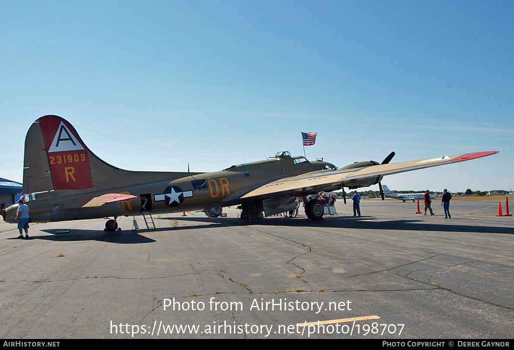 Aircraft Photo of N93012 / 231909 | Boeing B-17G Flying Fortress | USA - Air Force | AirHistory.net #198707