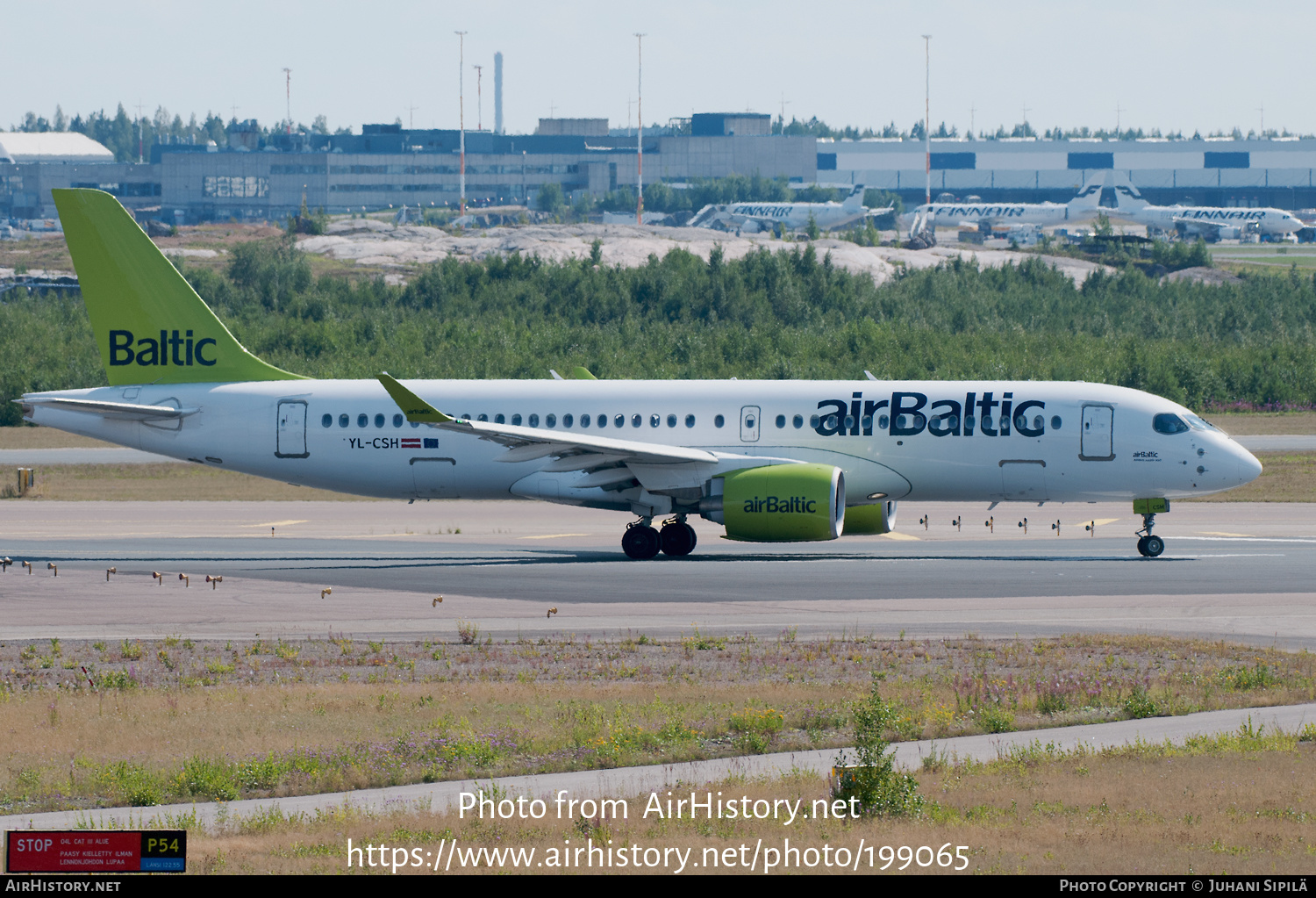 Aircraft Photo of YL-CSH | Bombardier CSeries CS300 (BD-500-1A11) | AirBaltic | AirHistory.net #199065