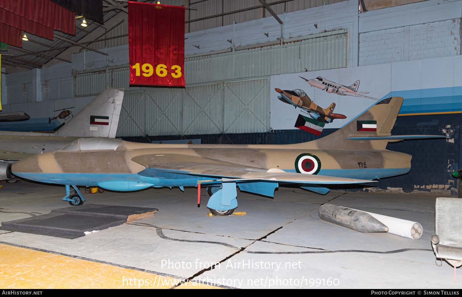 Aircraft Photo of 214 | Hawker Hunter F57 | Kuwait - Air Force | AirHistory.net #199160