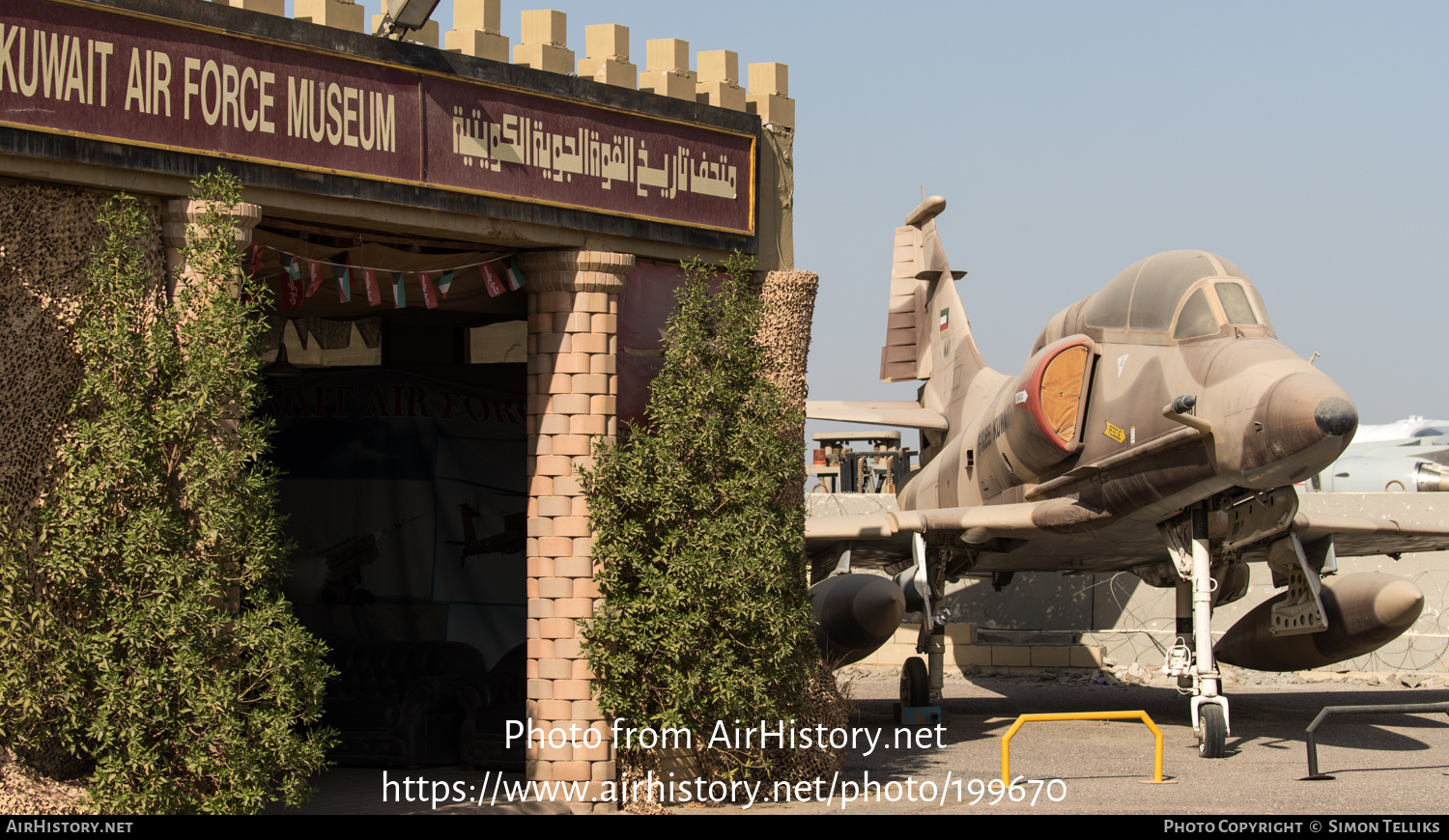 Aircraft Photo of 881 | Douglas TA-4KU | Kuwait - Air Force | AirHistory.net #199670