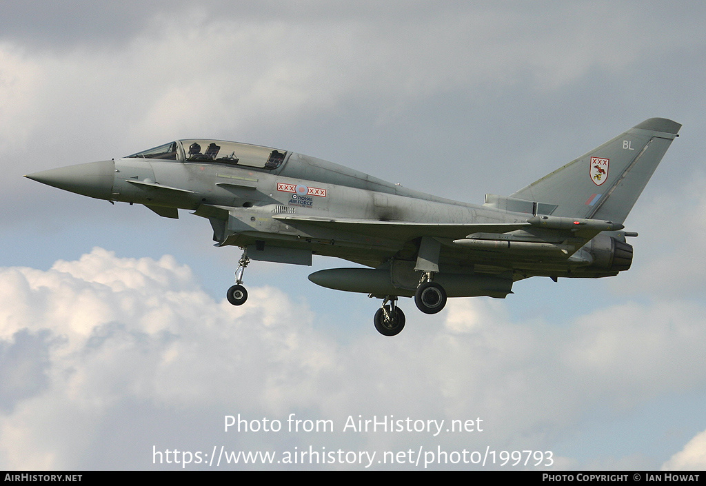 Aircraft Photo of ZJ813 | Eurofighter EF-2000 Typhoon T1A | UK - Air Force | AirHistory.net #199793