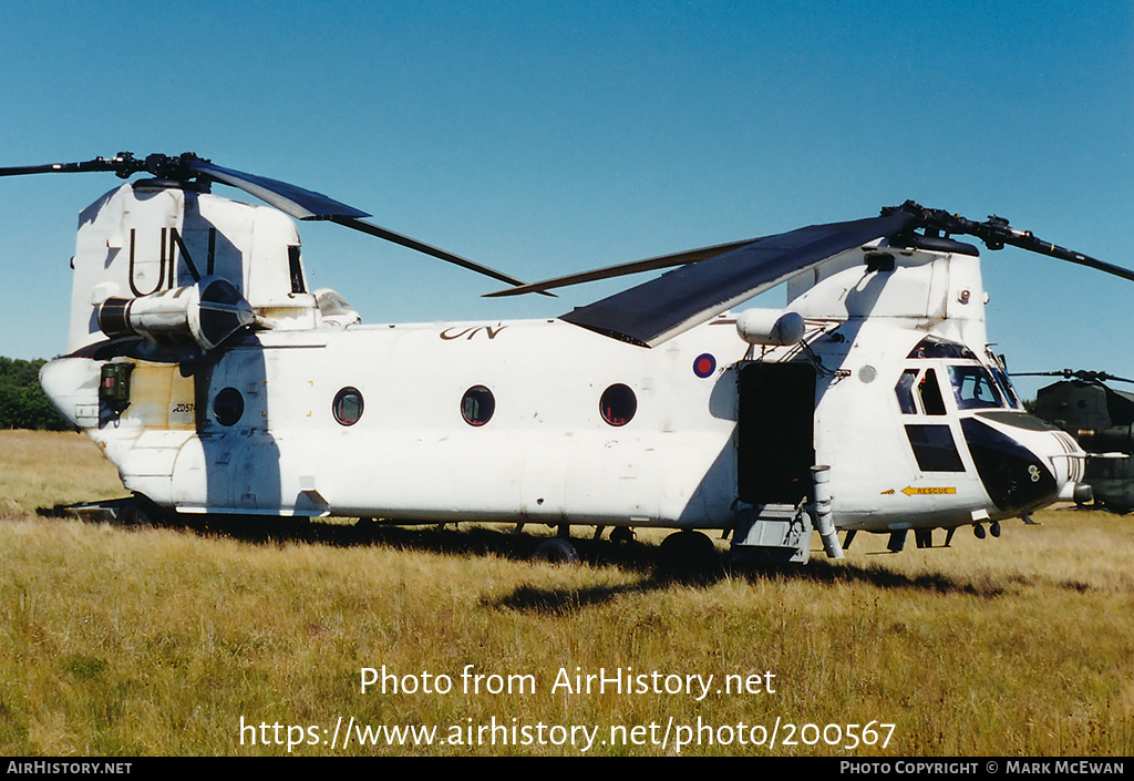 Aircraft Photo of ZD574 | Boeing Chinook HC2 (352) | UK - Air Force | AirHistory.net #200567