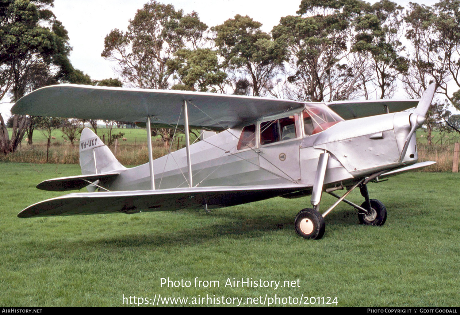 Aircraft Photo of VH-UXY | De Havilland D.H. 87B Hornet Moth | AirHistory.net #201124