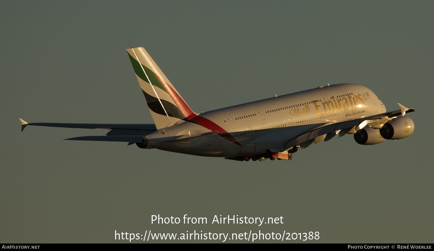 Aircraft Photo of A6-EDO | Airbus A380-861 | Emirates | AirHistory.net #201388