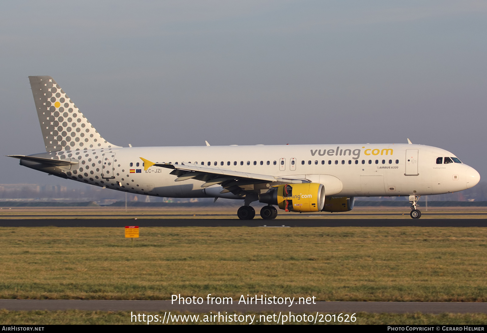 Aircraft Photo of EC-JZI | Airbus A320-214 | Vueling Airlines | AirHistory.net #201626