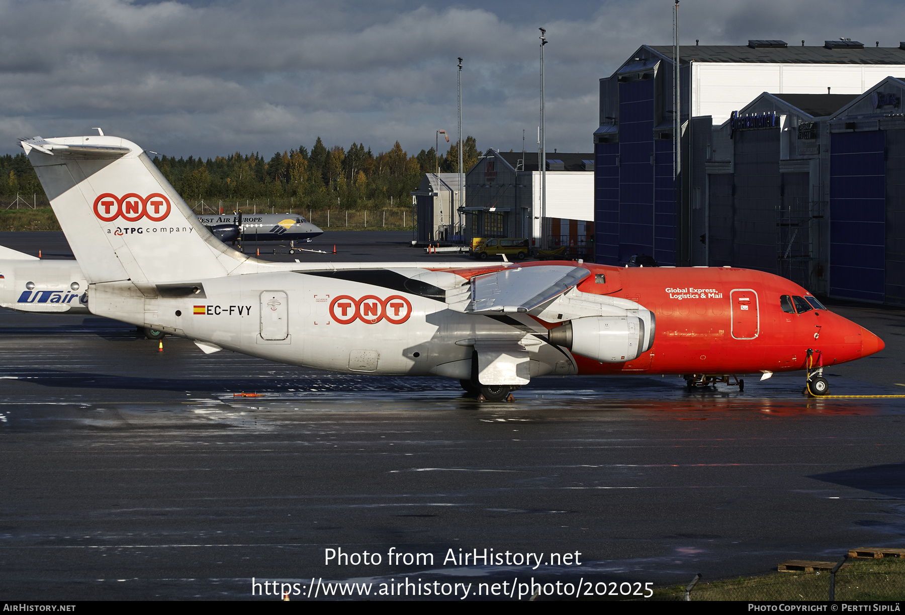 Aircraft Photo of EC-FVY | British Aerospace BAe-146-200QT Quiet Trader | TNT Airways | AirHistory.net #202025