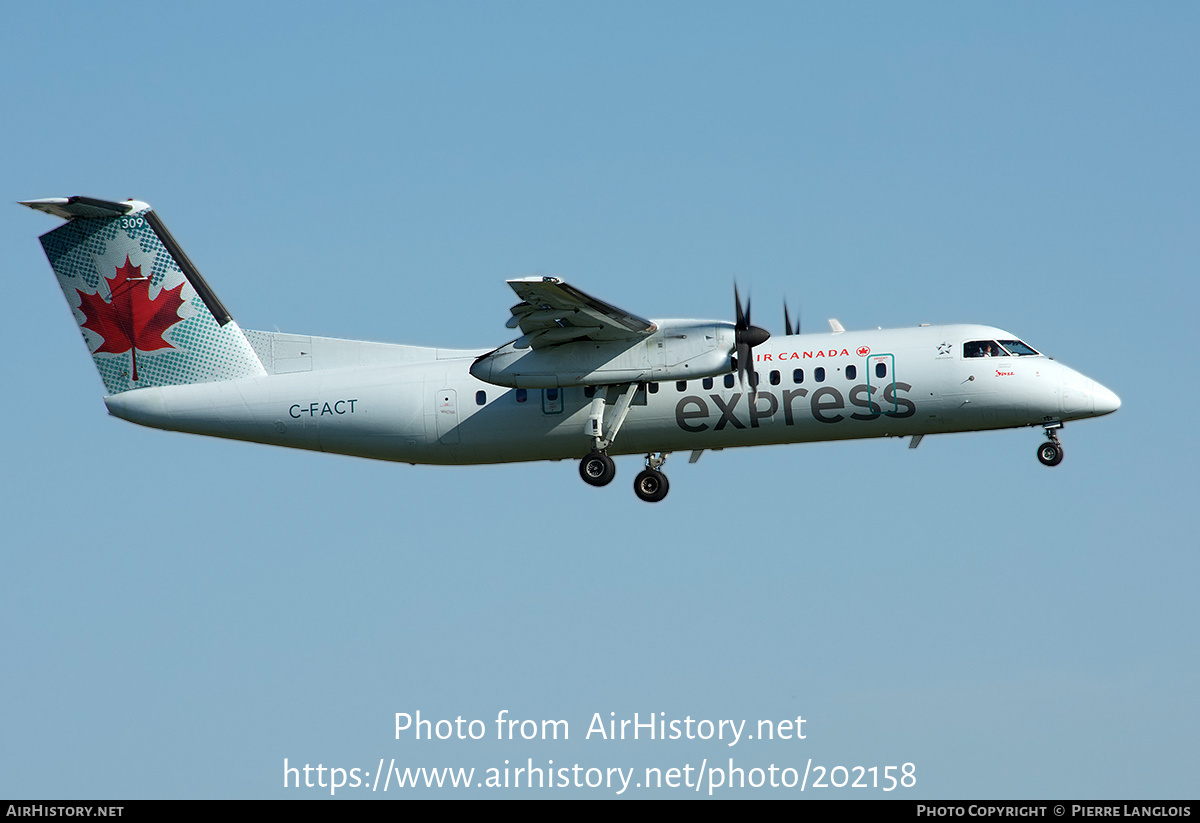 Aircraft Photo of C-FACT | De Havilland Canada DHC-8-311 Dash 8 | Air Canada Express | AirHistory.net #202158