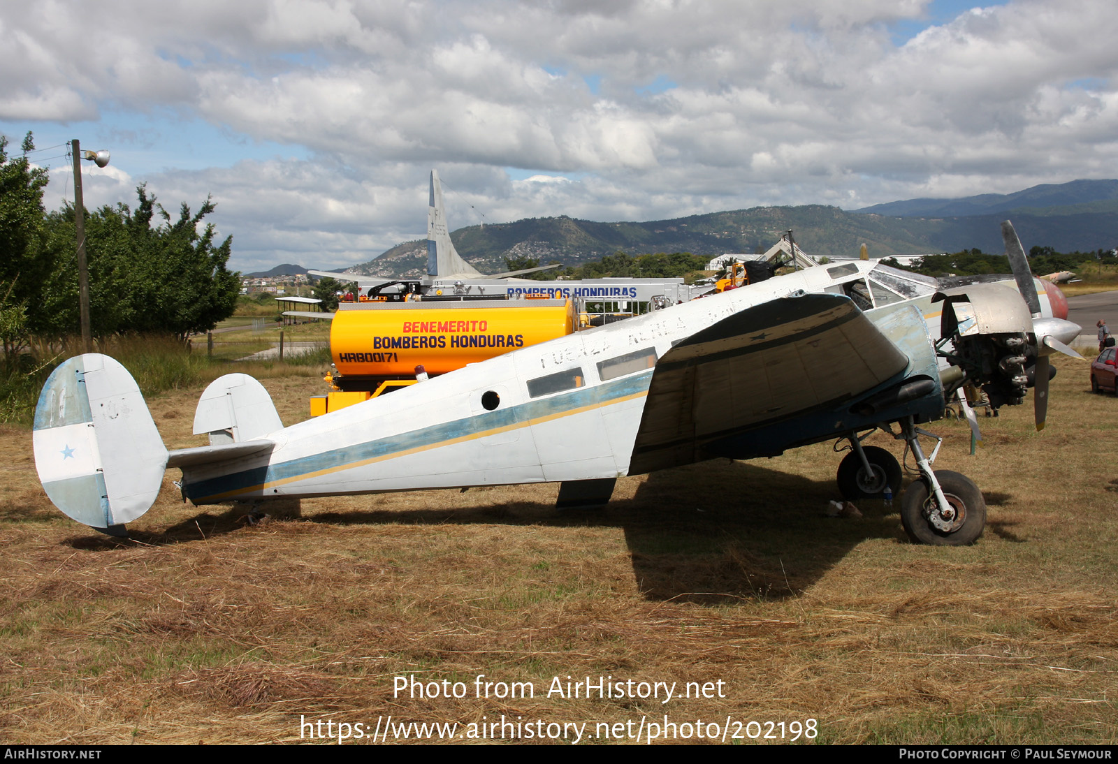 Aircraft Photo of FAH105 | Beech AT-11 Kansan | Honduras - Air Force | AirHistory.net #202198