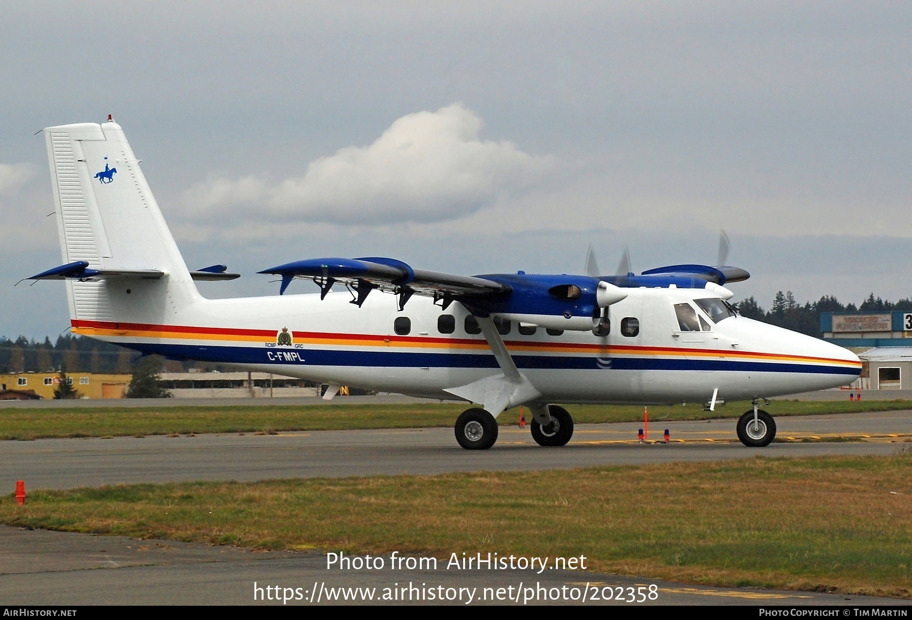 Aircraft Photo of C-FMPL | De Havilland Canada DHC-6-300 Twin Otter | Royal Canadian Mounted Police | AirHistory.net #202358