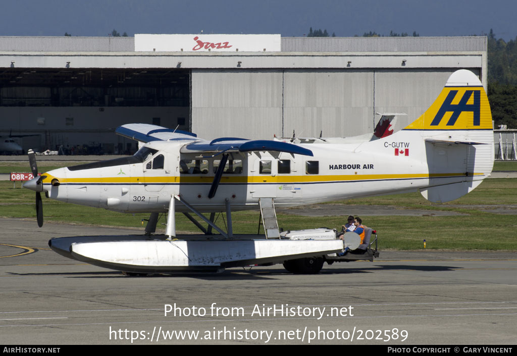 Aircraft Photo of C-GUTW | Vazar DHC-3T Turbine Otter | Harbour Air | AirHistory.net #202589