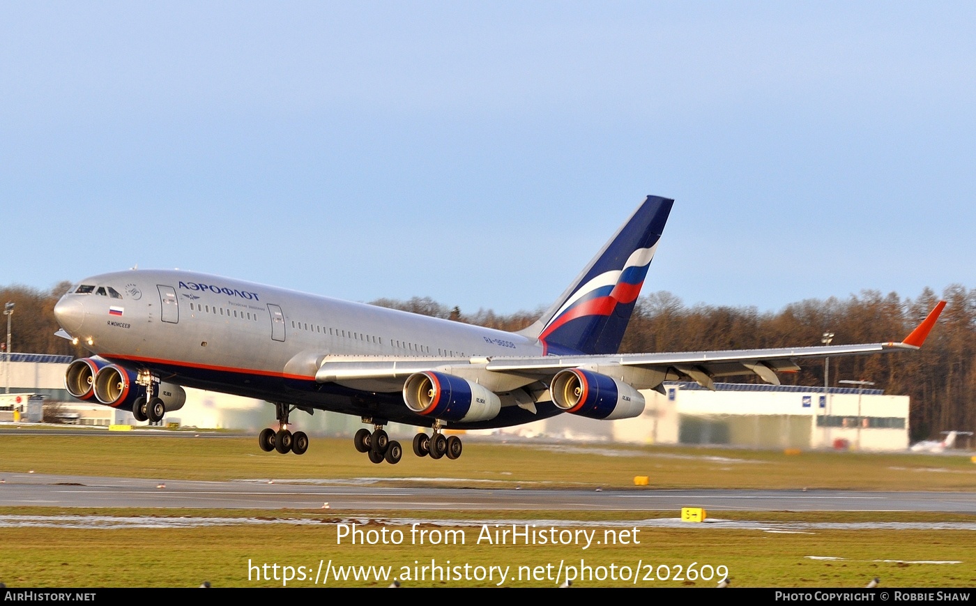 Aircraft Photo of RA-96008 | Ilyushin Il-96-300 | Aeroflot - Russian Airlines | AirHistory.net #202609