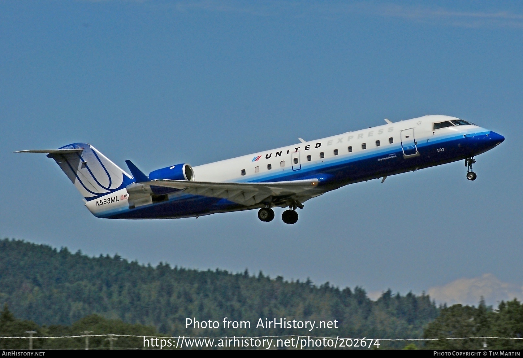 Aircraft Photo of N593ML | Bombardier CRJ-200LR (CL-600-2B19) | United Express | AirHistory.net #202674