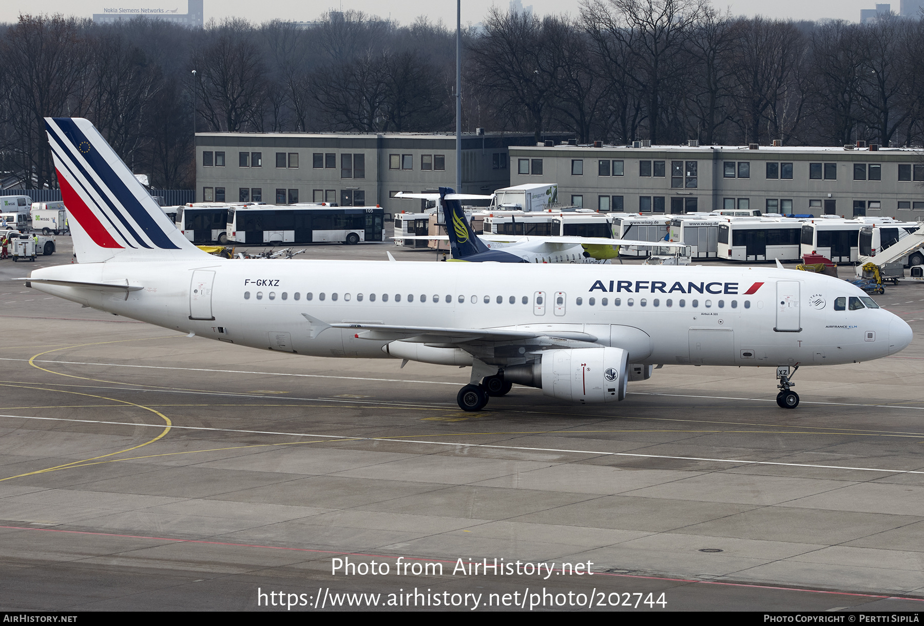 Aircraft Photo of F-GKXZ | Airbus A320-214 | Air France | AirHistory.net #202744