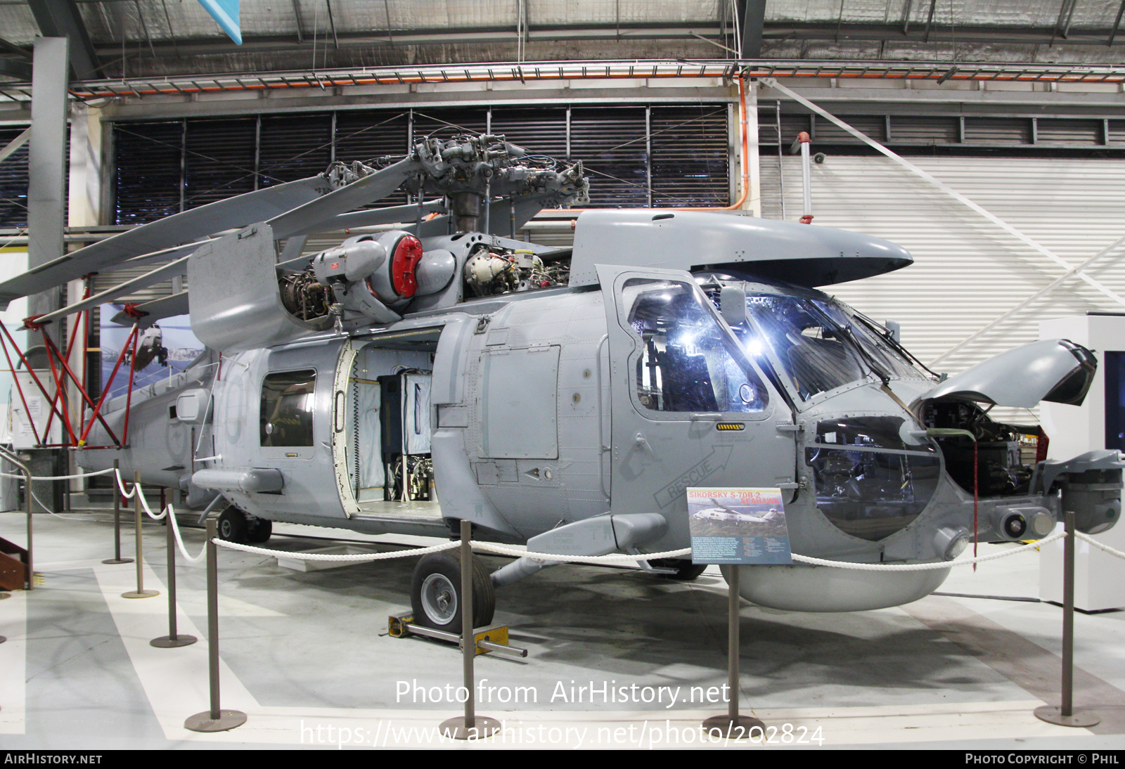 Aircraft Photo of N24-001 | Sikorsky S-70B-2 Seahawk | Australia - Navy | AirHistory.net #202824