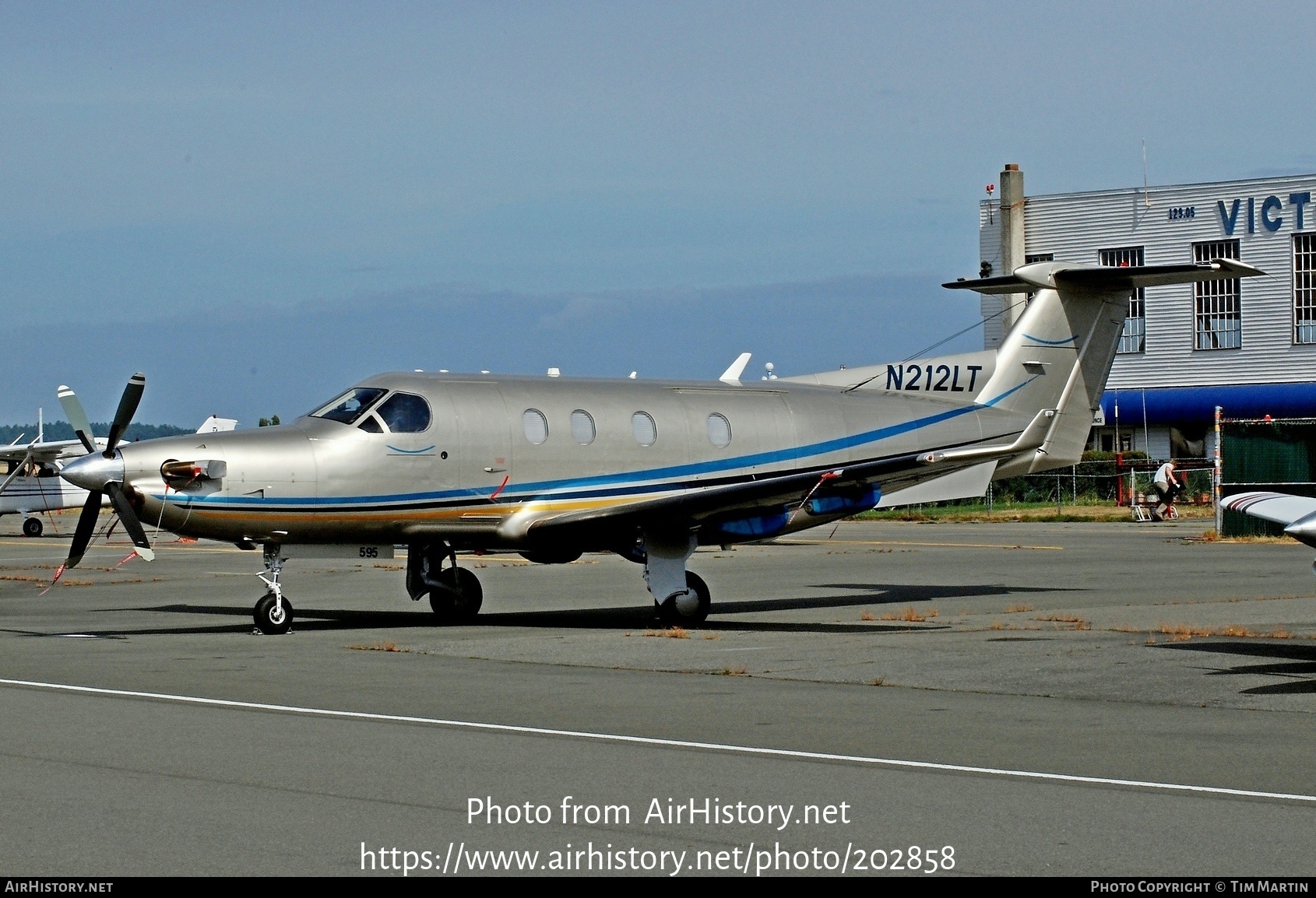 Aircraft Photo of N212LT | Pilatus PC-12/45 | AirHistory.net #202858