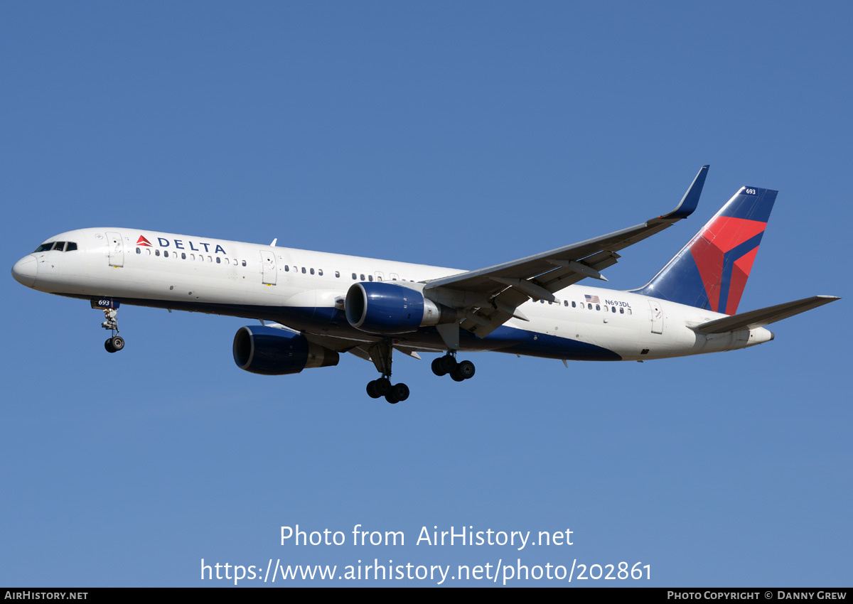 Aircraft Photo of N693DL | Boeing 757-232 | Delta Air Lines ...