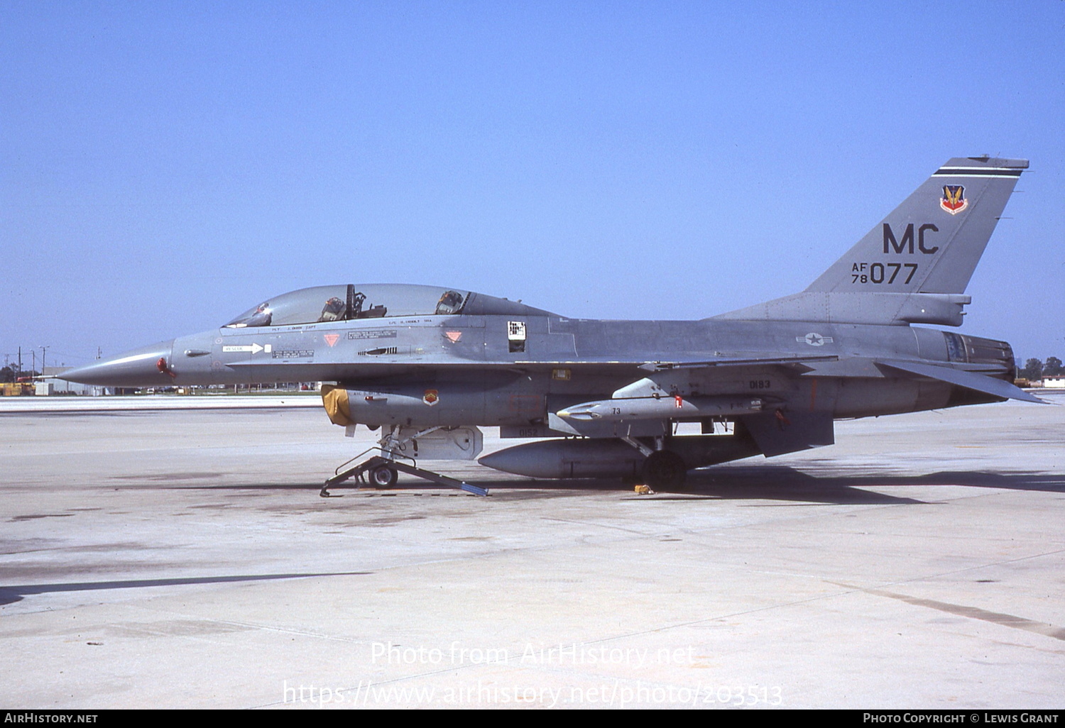 Aircraft Photo of 78-0077 / AF78-077 | General Dynamics F-16B Fighting Falcon | USA - Air Force | AirHistory.net #203513