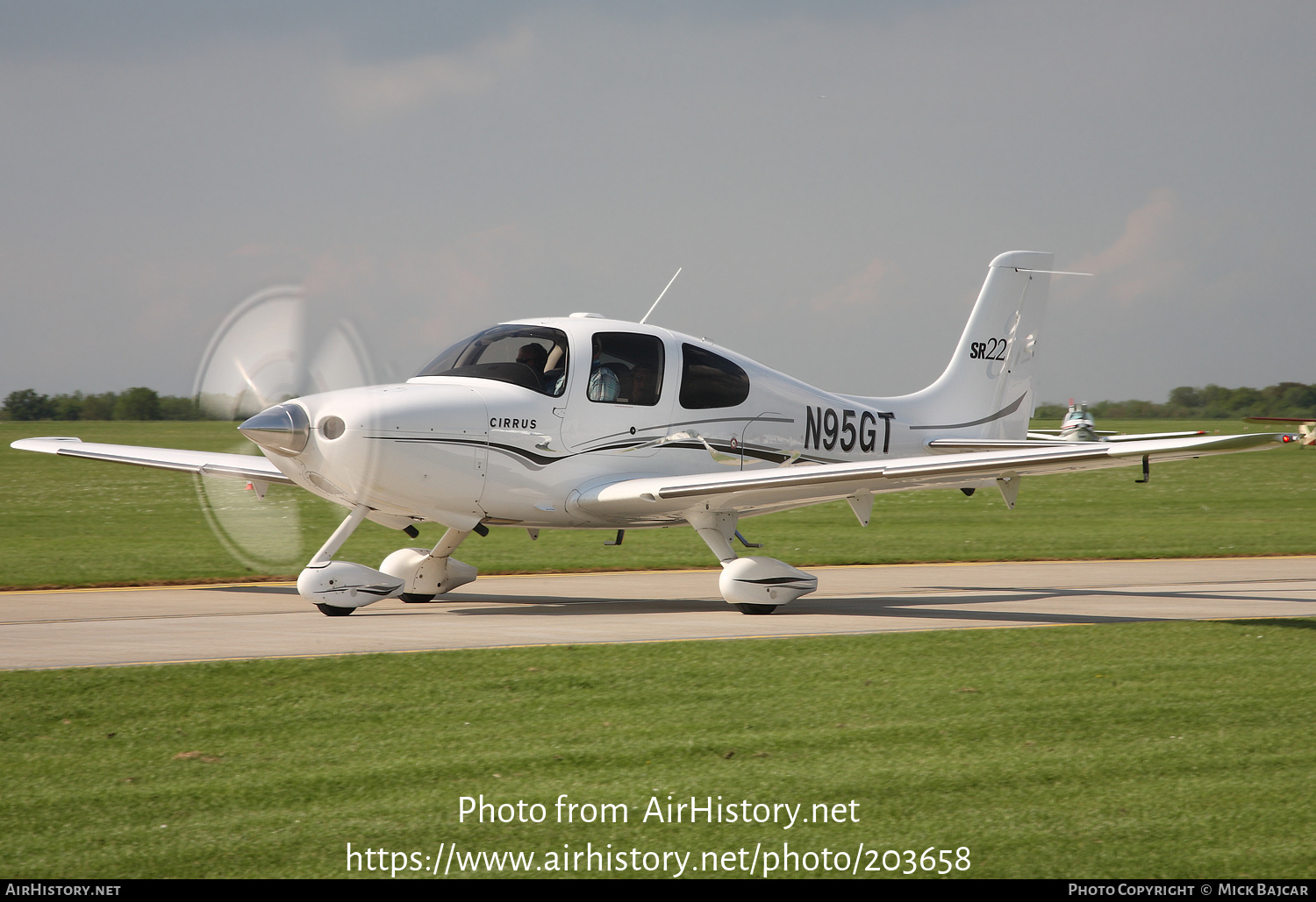 Aircraft Photo of N95GT | Cirrus SR-22 G2-GTS | AirHistory.net #203658