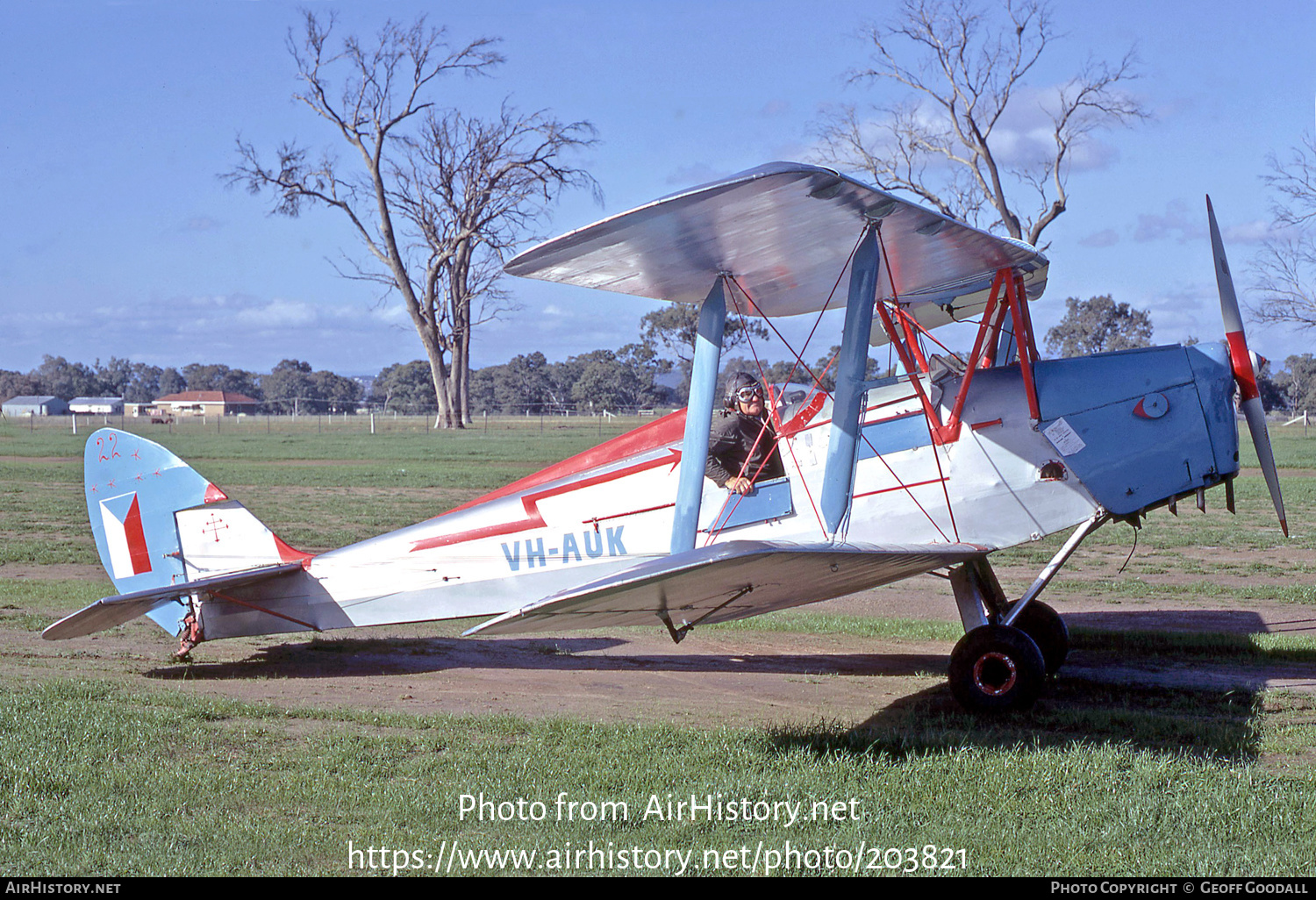 Aircraft Photo of VH-AUK | De Havilland D.H. 82A Tiger Moth | AirHistory.net #203821