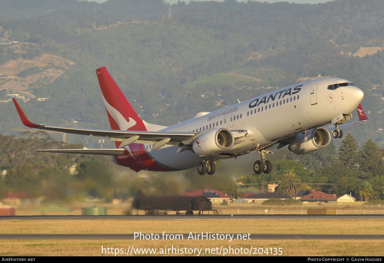 Aircraft Photo of VH-VZM | Boeing 737-838 | Qantas | AirHistory.net #204135