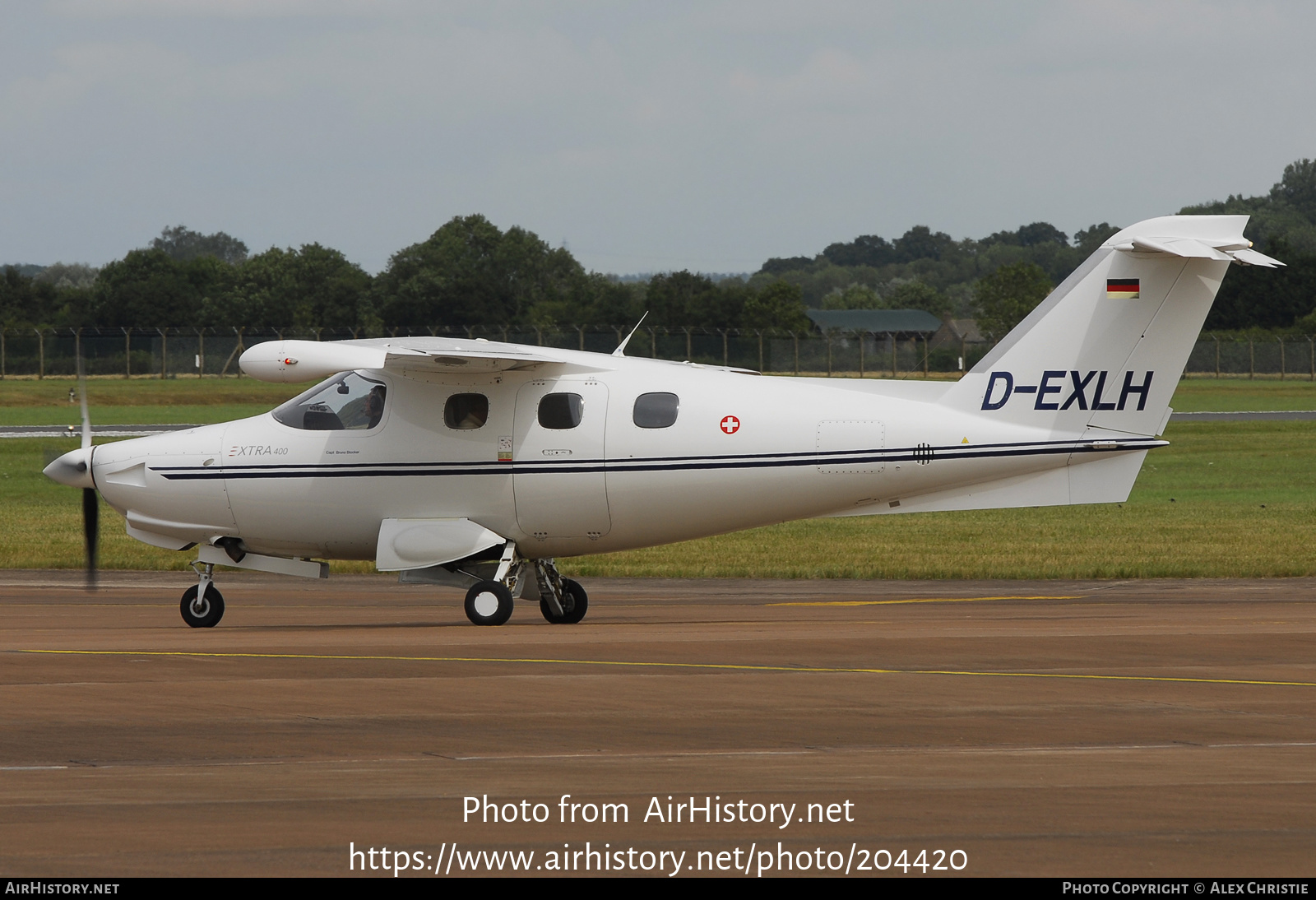 Aircraft Photo of D-EXLH | Extra EA-400 | AirHistory.net #204420