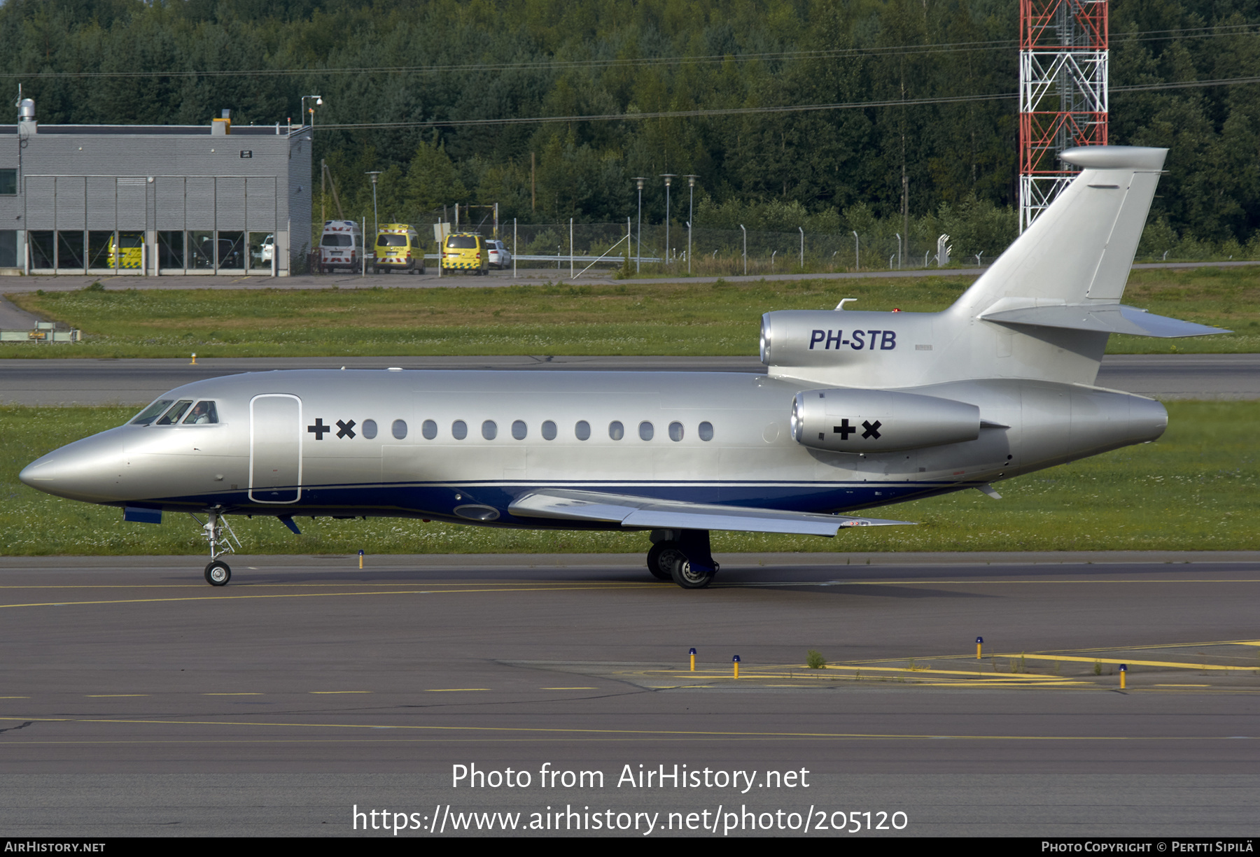 Aircraft Photo of PH-STB | Dassault Falcon 900C | AirHistory.net #205120